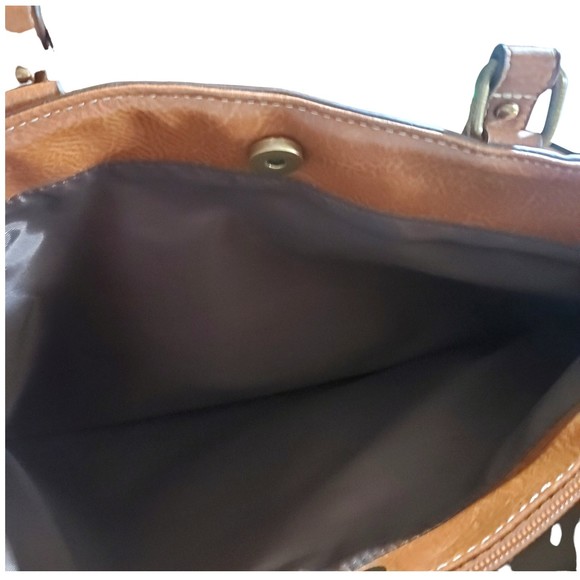 B.O.C. Born Concepts Medium Shoulder Bag Brown Faux Leather Pebbled Front - Picture 9 of 10